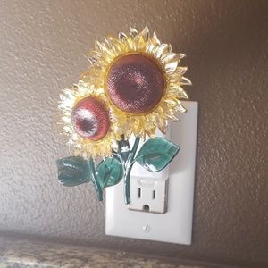 Sunflower Wall Plug-in